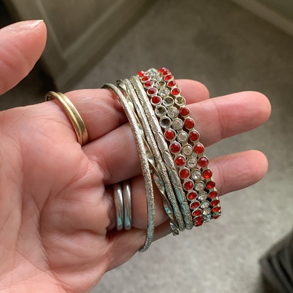 Buckle set of 7 bangles mixed metal - Picture 3 of 3